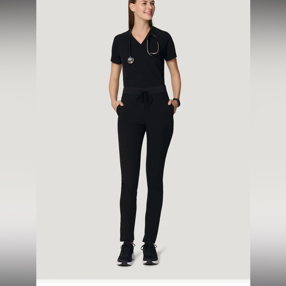Mandala 6 pocket scrubs pant and top set